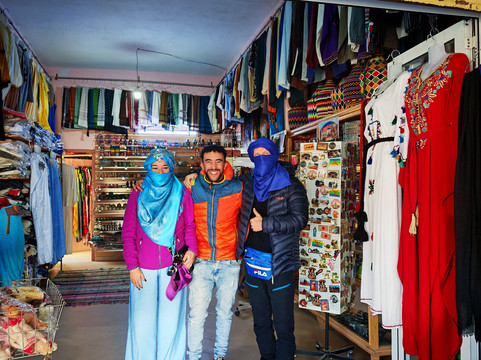 Toubkal Treks-伊姆利勒必去景点