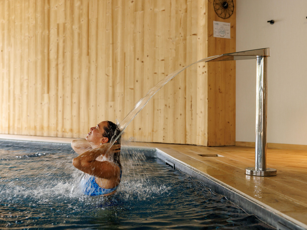 Les Bains des Alpes - Spa Nuxe-艾克斯莱班必去景点