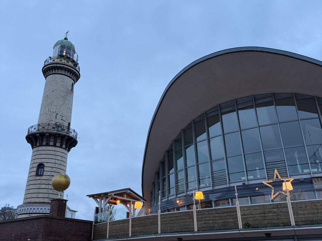 瓦尔内明德灯塔-瓦勒慕必去景点