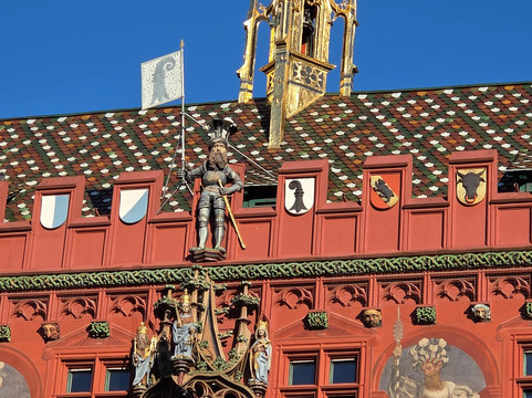 巴塞尔施维瑟酒店主图