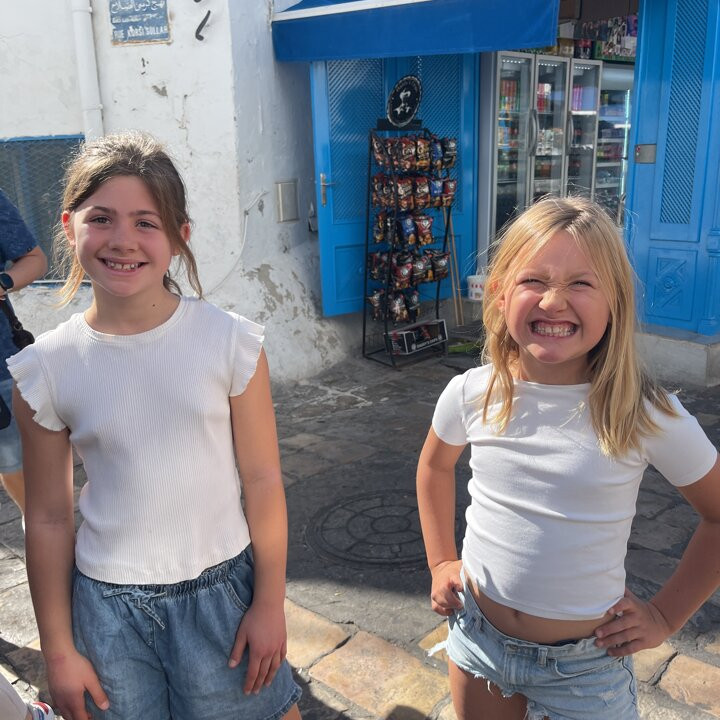 Sidi Bou Said Outdoor Scavenger Hunt Walking Tour-蓝白小镇必去景点