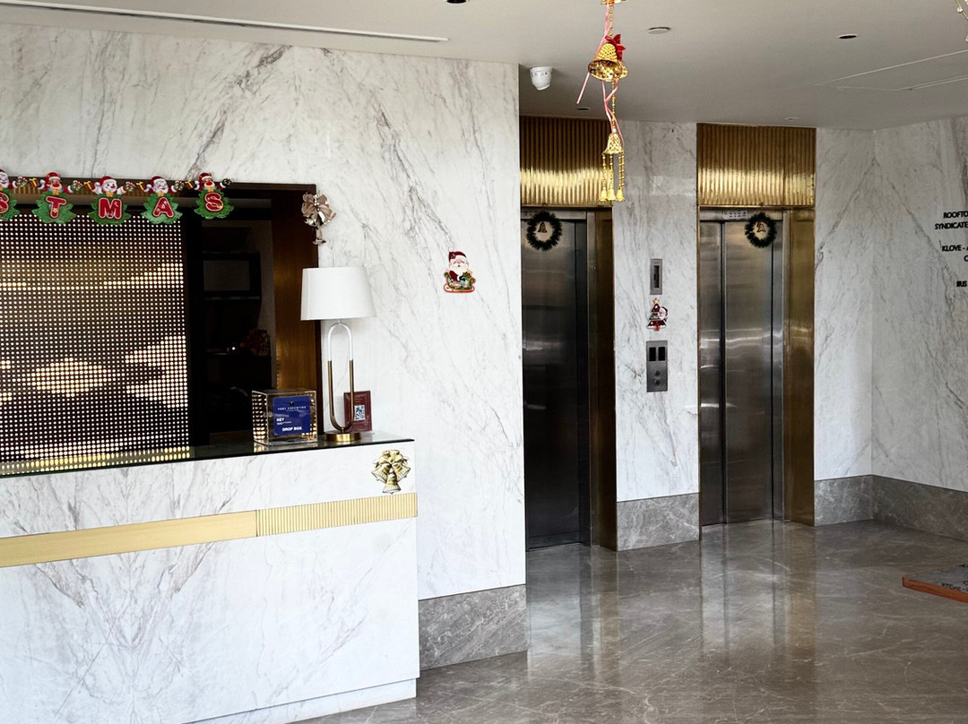 瑜伽行政酒店主图