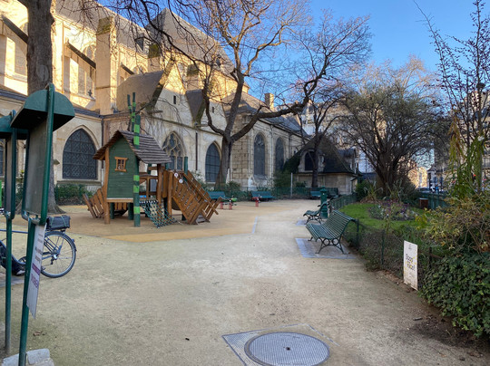 Square Saint Medard-巴黎必去景点