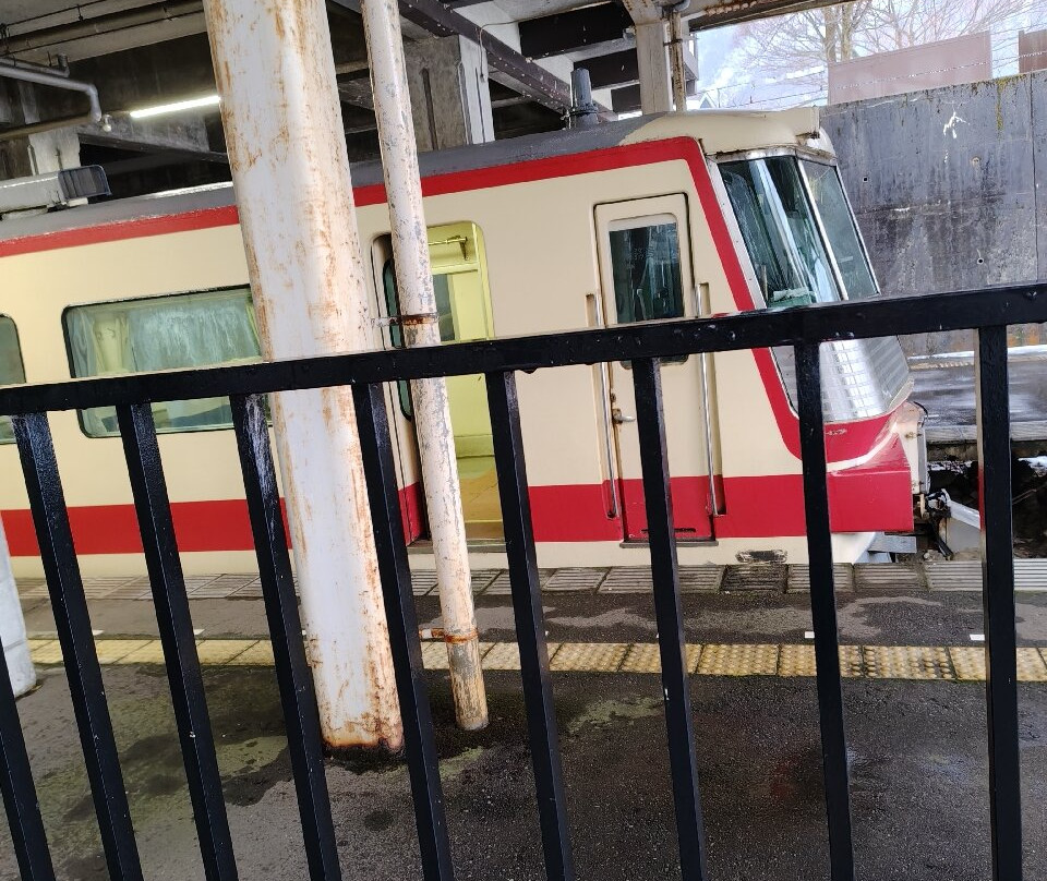 Toyama Chiho Railway - Railway System-富山市必去景点