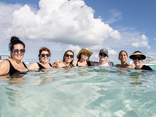 Next Level Charters Cayman-Camana Bay必去景点