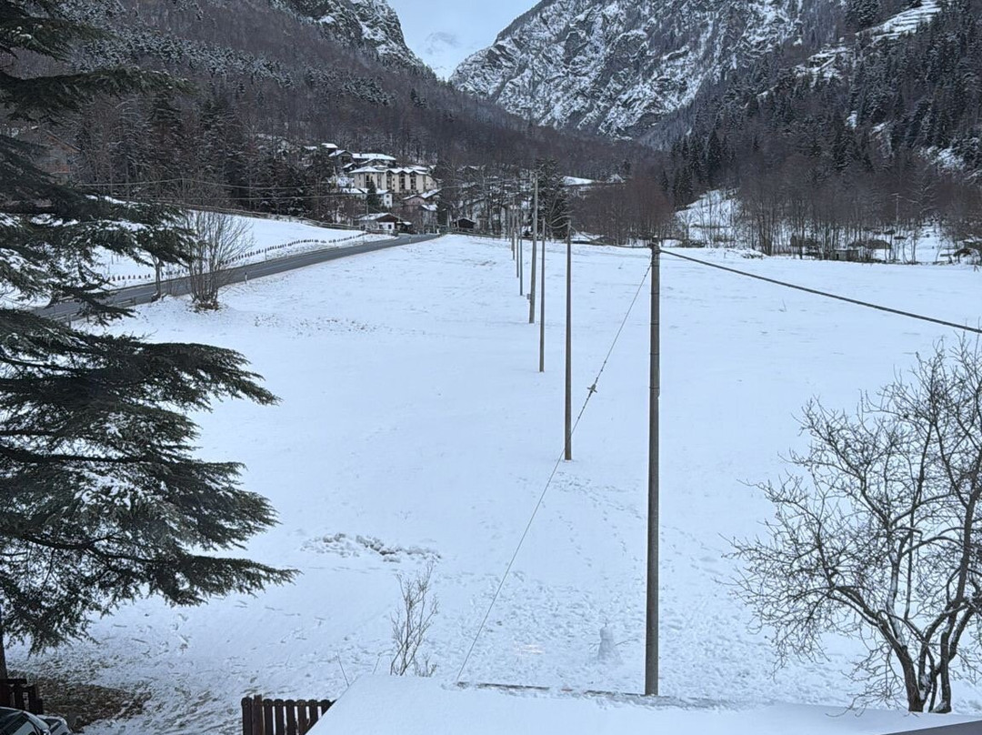 德斯洛斯酒店主图