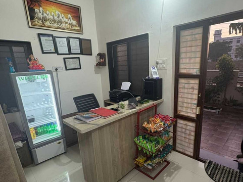 Hotel O SARANSH R RESIDENCY