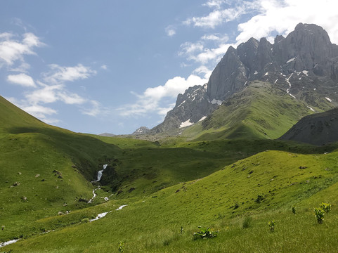 Juta Mountain Chaukhebi Road-Juta必去景点