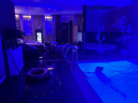 Prive Sauna BoraBora-Brecht必去景点