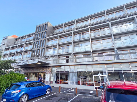 但尼丁君门酒店主图