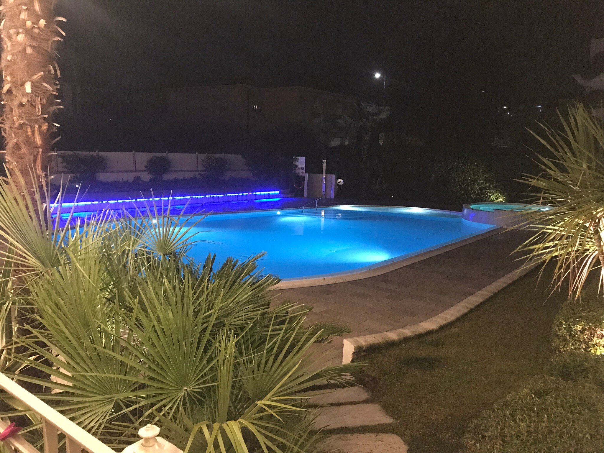 马泰拉酒店-官方