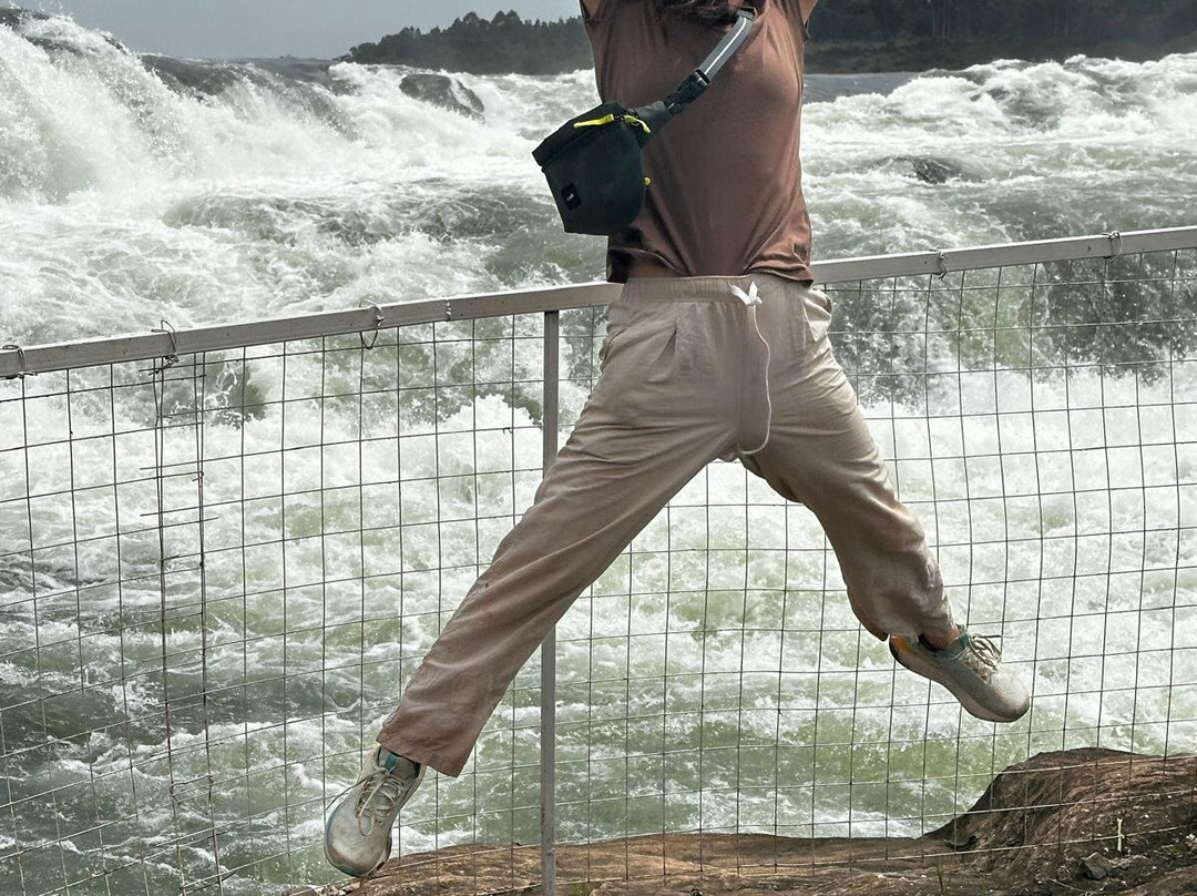 Busowoko Waterfalls-金贾必去景点