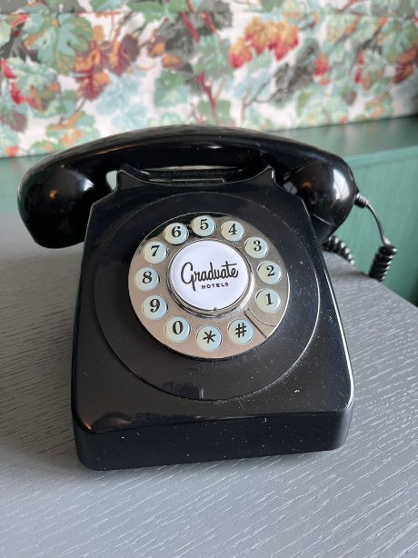 希尔顿东兰辛研究生酒店-官方