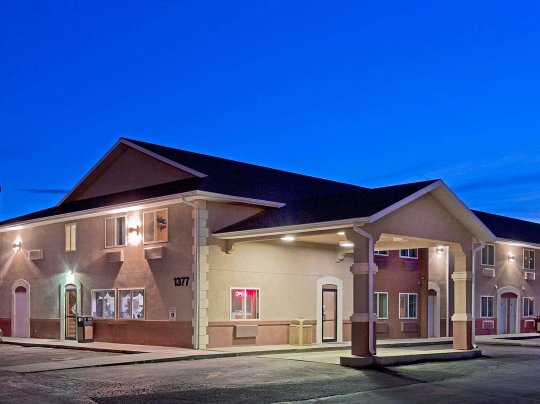 里奇菲尔德速8酒店