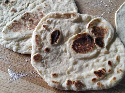 Harts Barn Craft Centre-Longhope必去景点