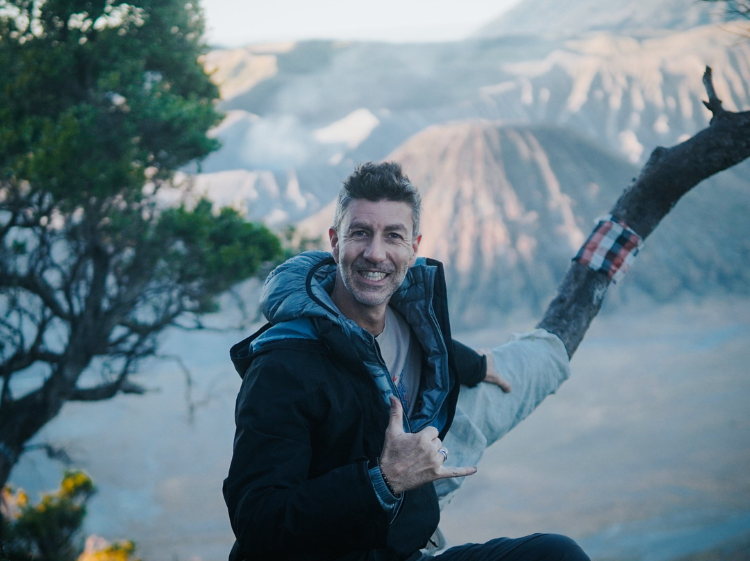 Tinggal Jalan Indonesia Tours