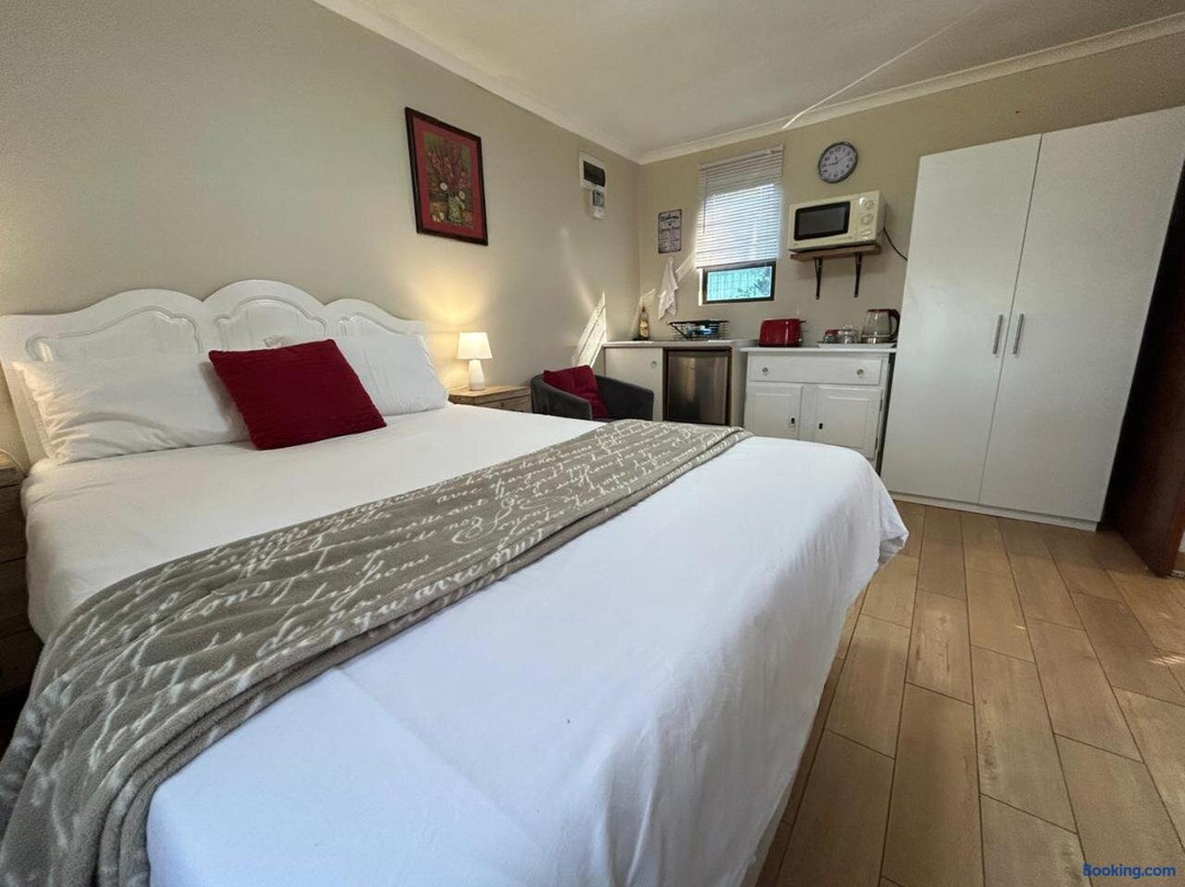 Khaled Estate Cottages