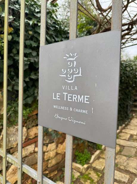 乐泰梅酒店-官方