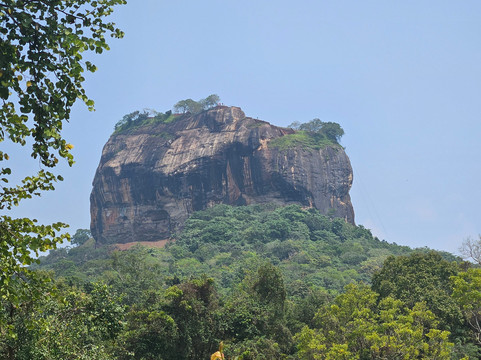 H.O.T Tourism-科伦坡必去景点