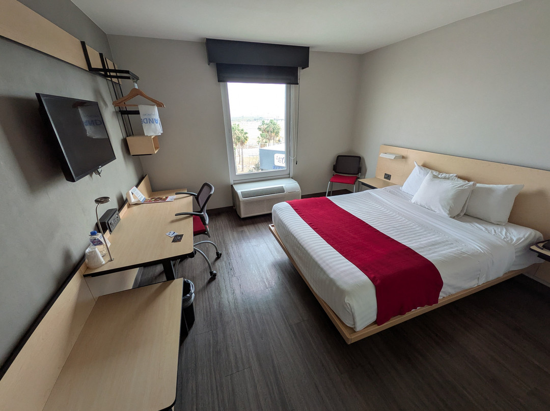 万豪旗下蒙特雷机场城市快捷酒店主图