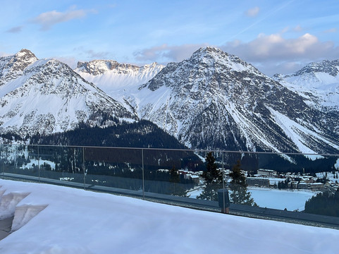 普拉特斯利酒店主图