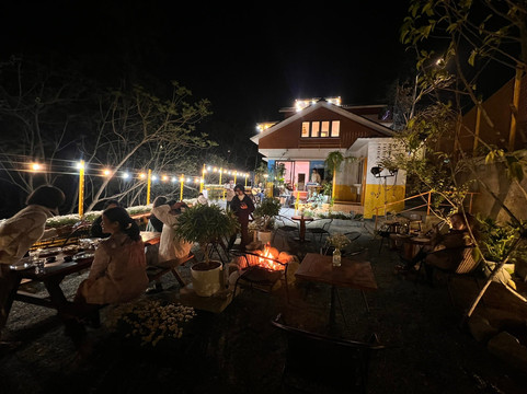 12 Apostles Cafe & Bar主图