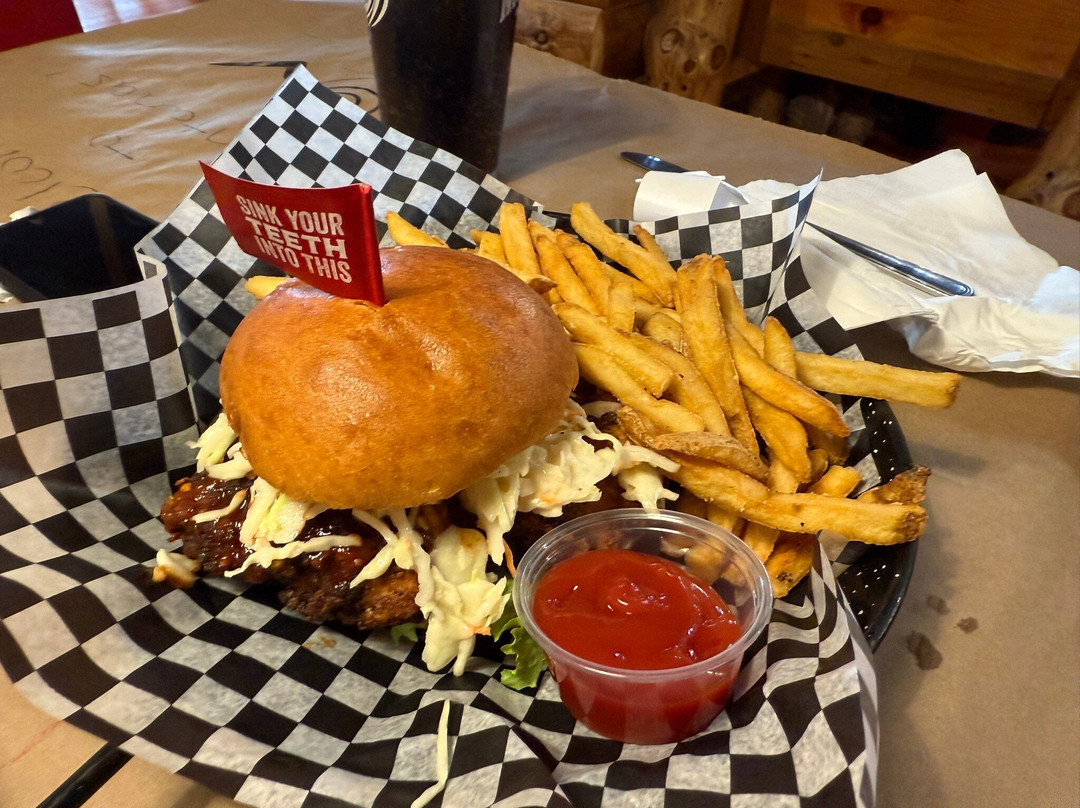 Montana's BBQ & Bar