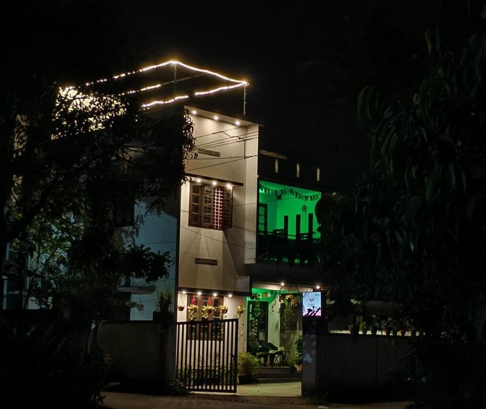 Phoenix homestay