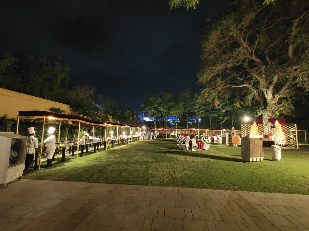 伦巴宫殿酒店主图