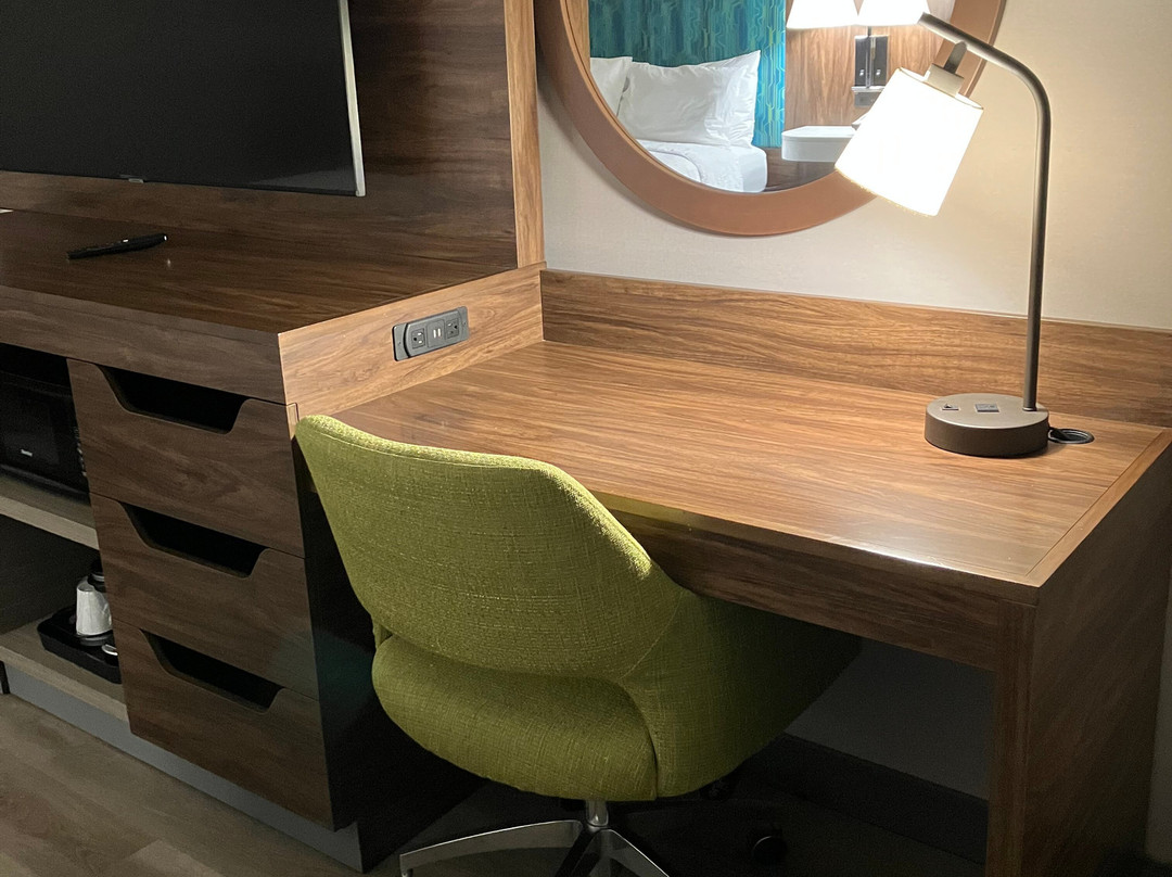 洛杉矶机场欢朋酒店，加州主图