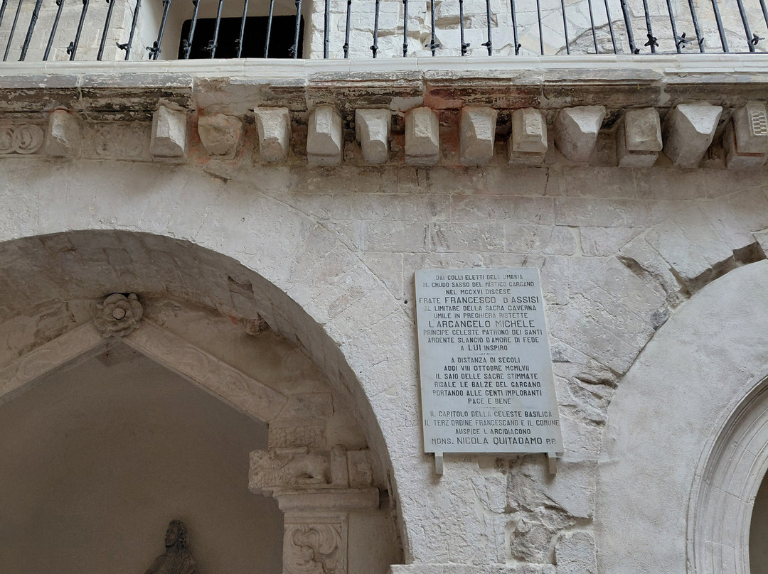 Santuario di San Michele Arcangelo-Monte Sant'Angelo必去景点
