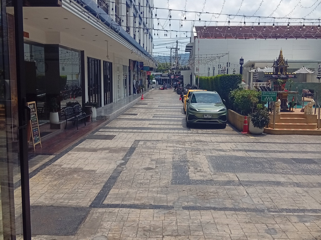 芭东阿马塔酒店主图