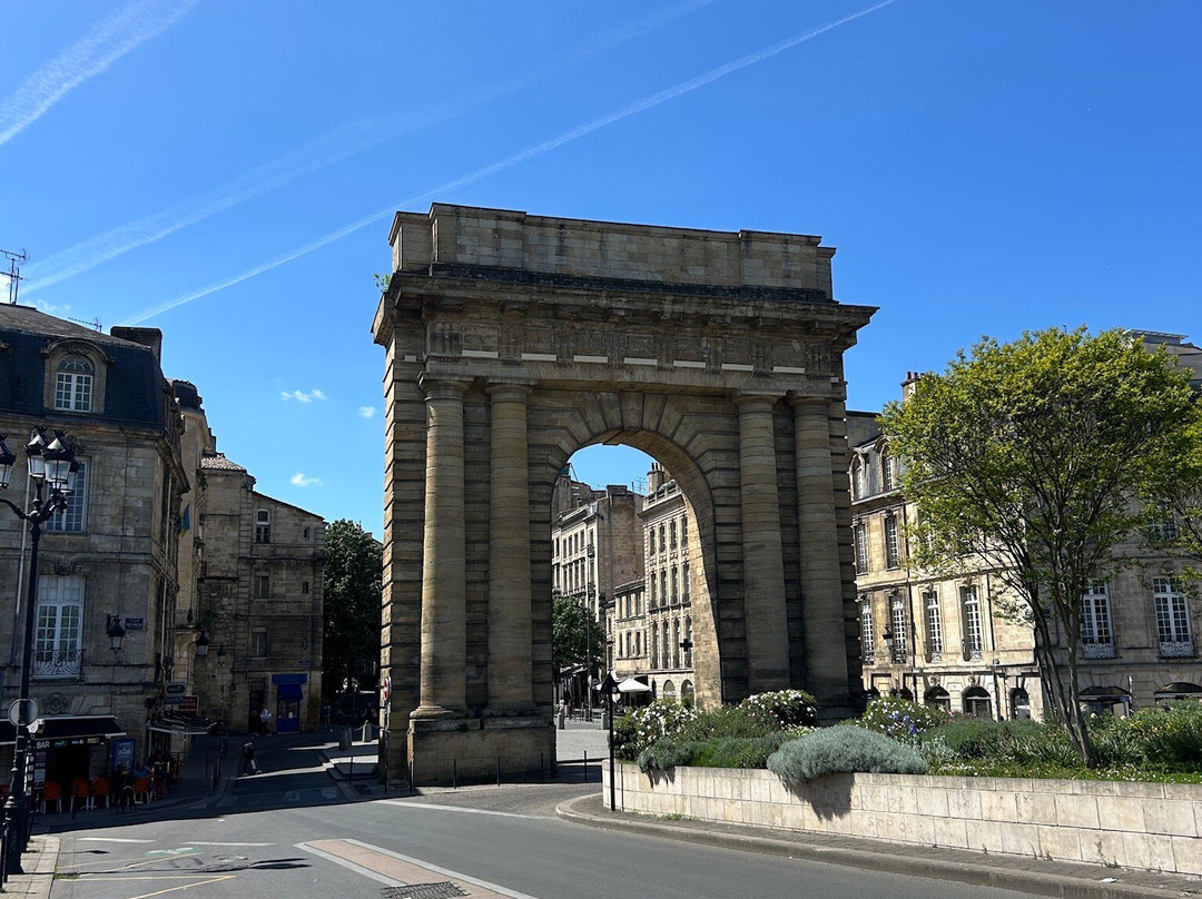 Porte de Bourgogne-波尔多必去景点