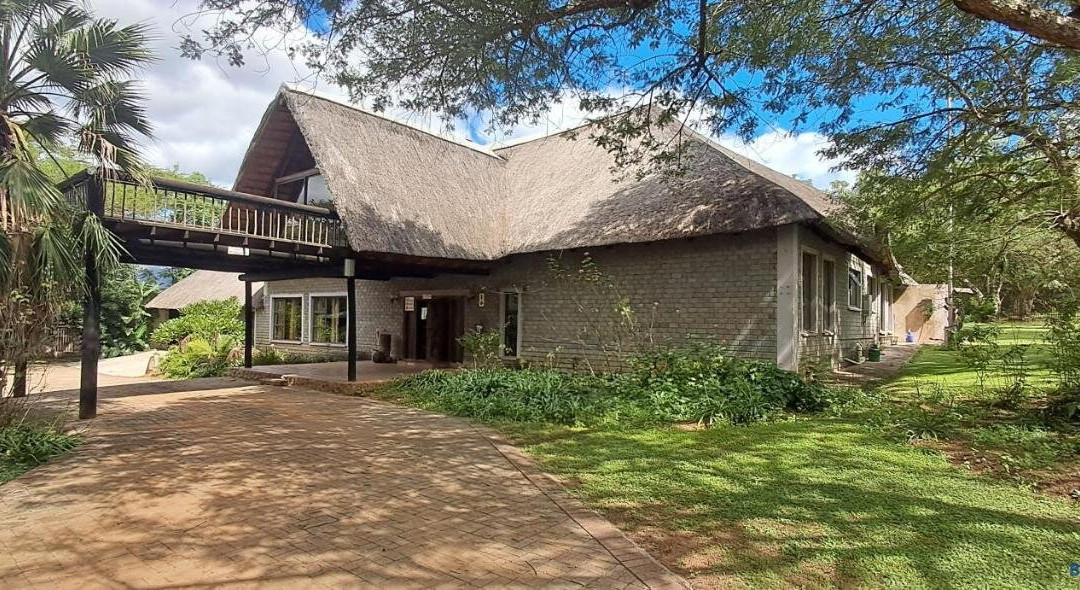 Daisy Lodge