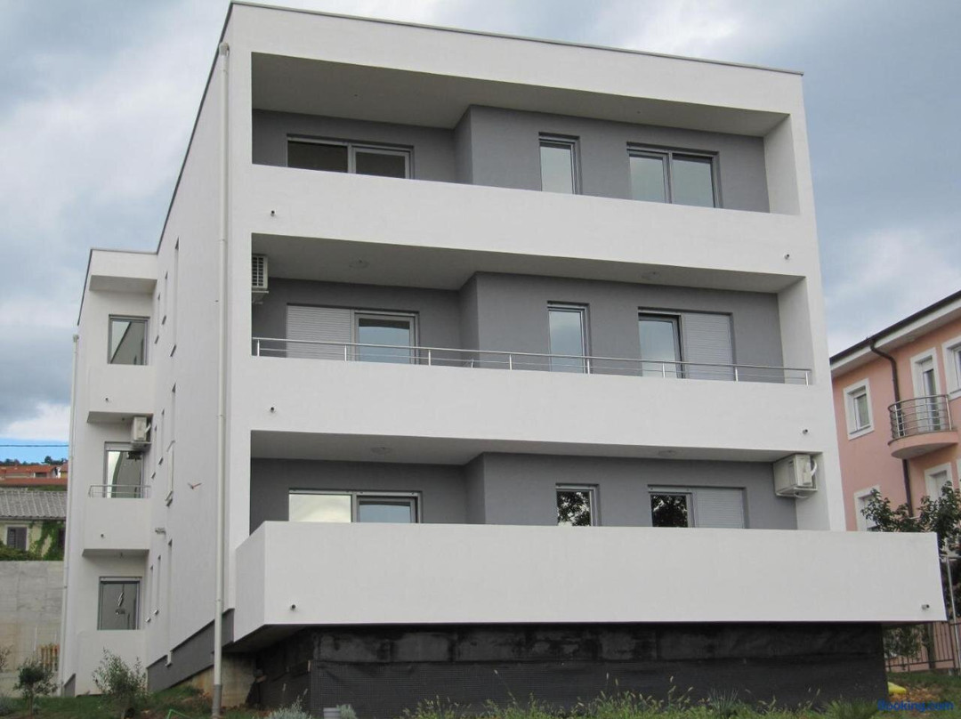 Apartments Glavan