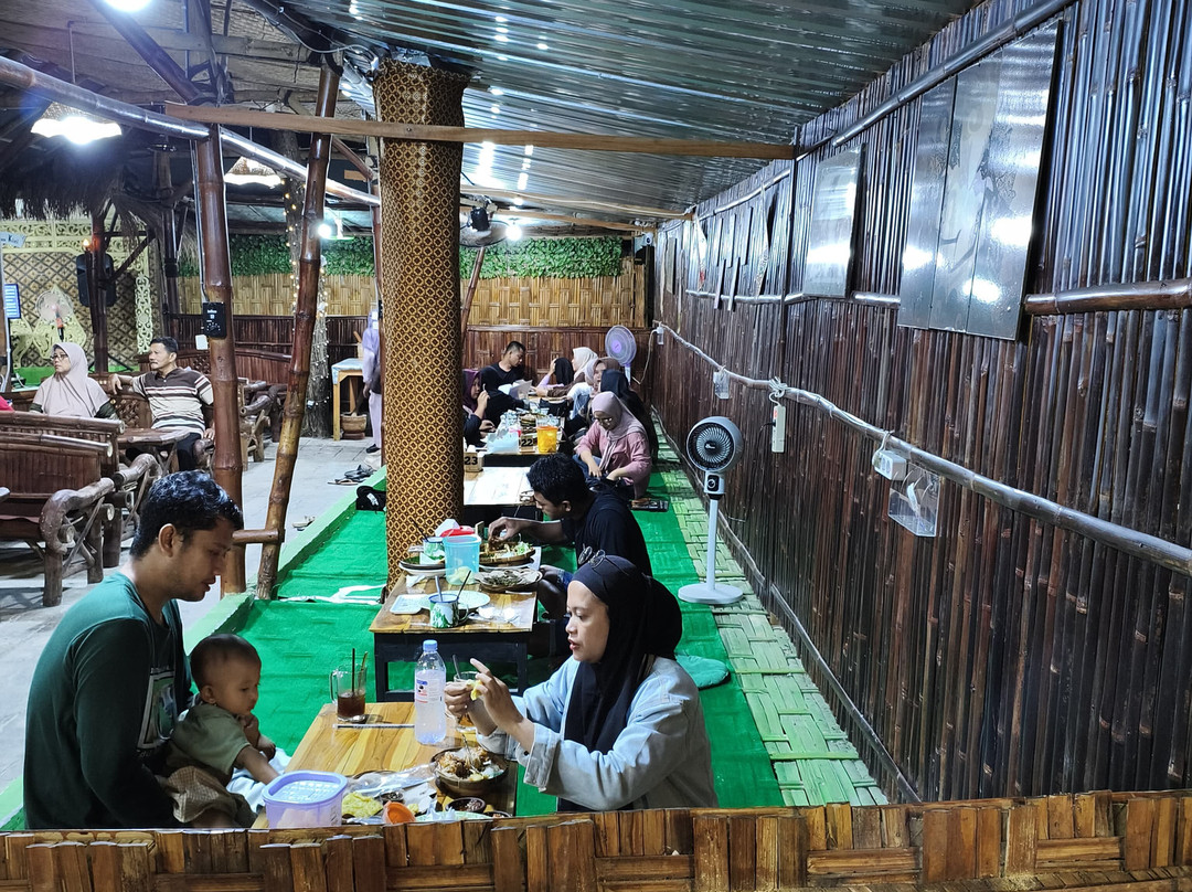 Warung JMK Jawa Masa Kini