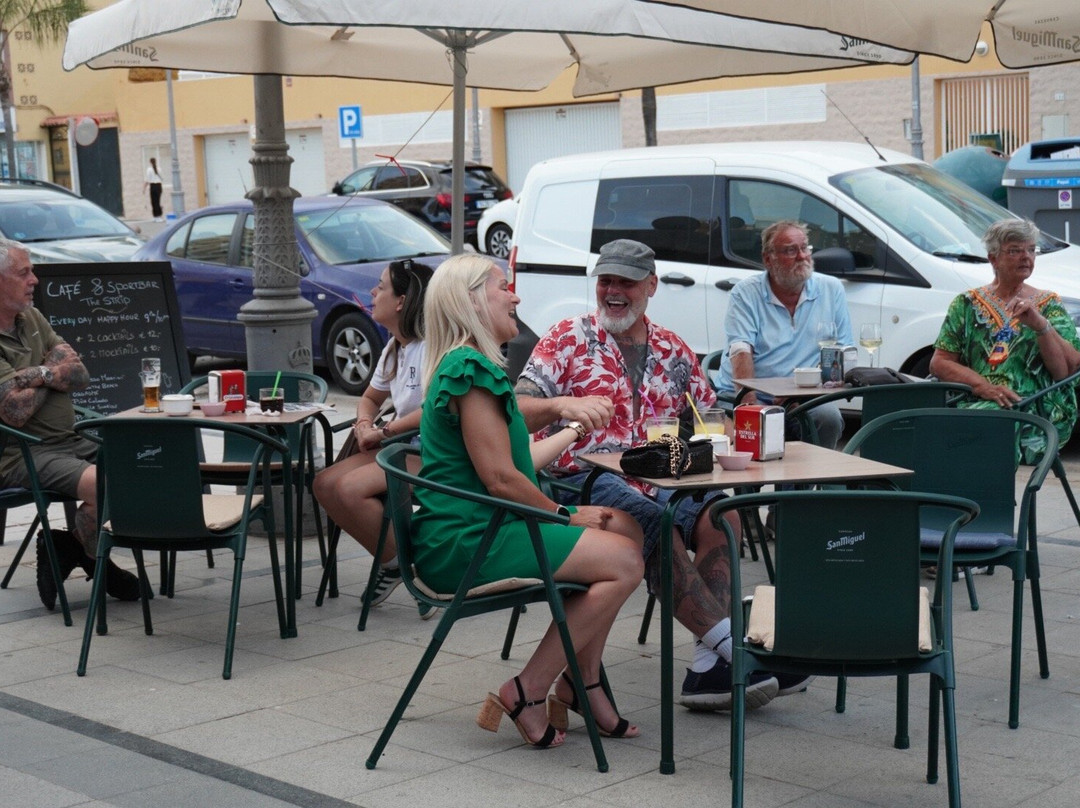 Cafe De Strip