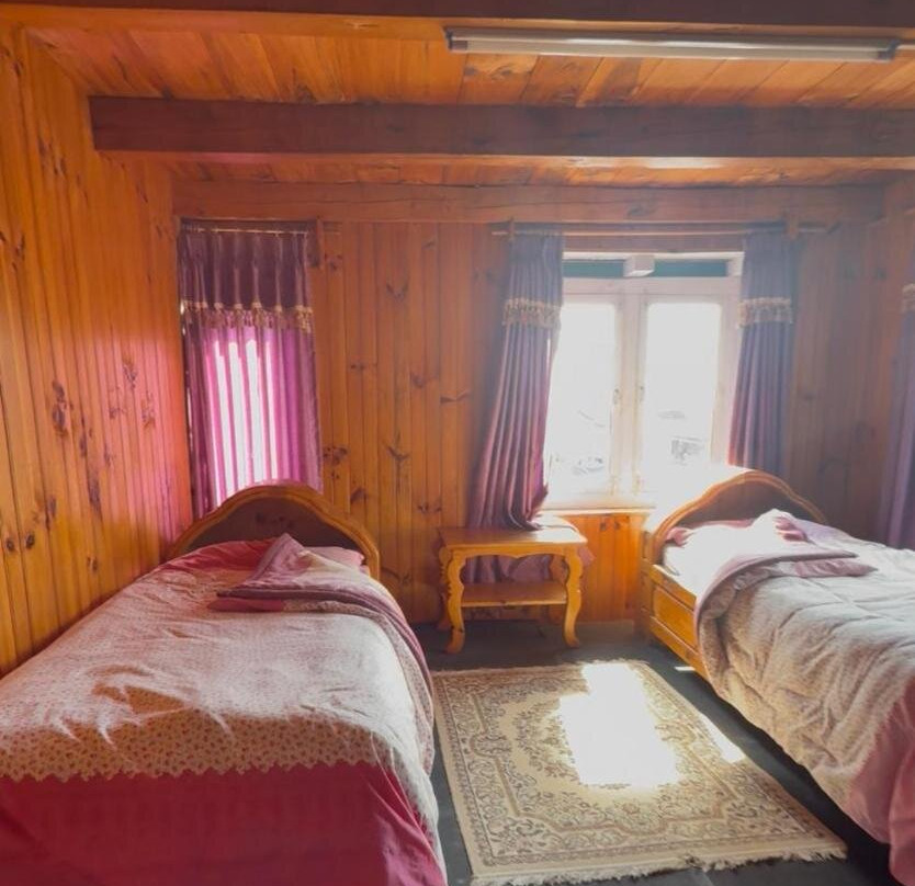 Everest hotel
