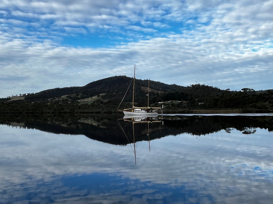 Huon River Cruises-Castle Forbes Bay必去景点