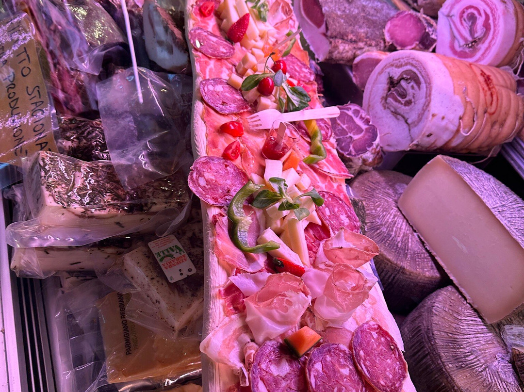 Azienda Agraria La Valle-Fivizzano必去景点