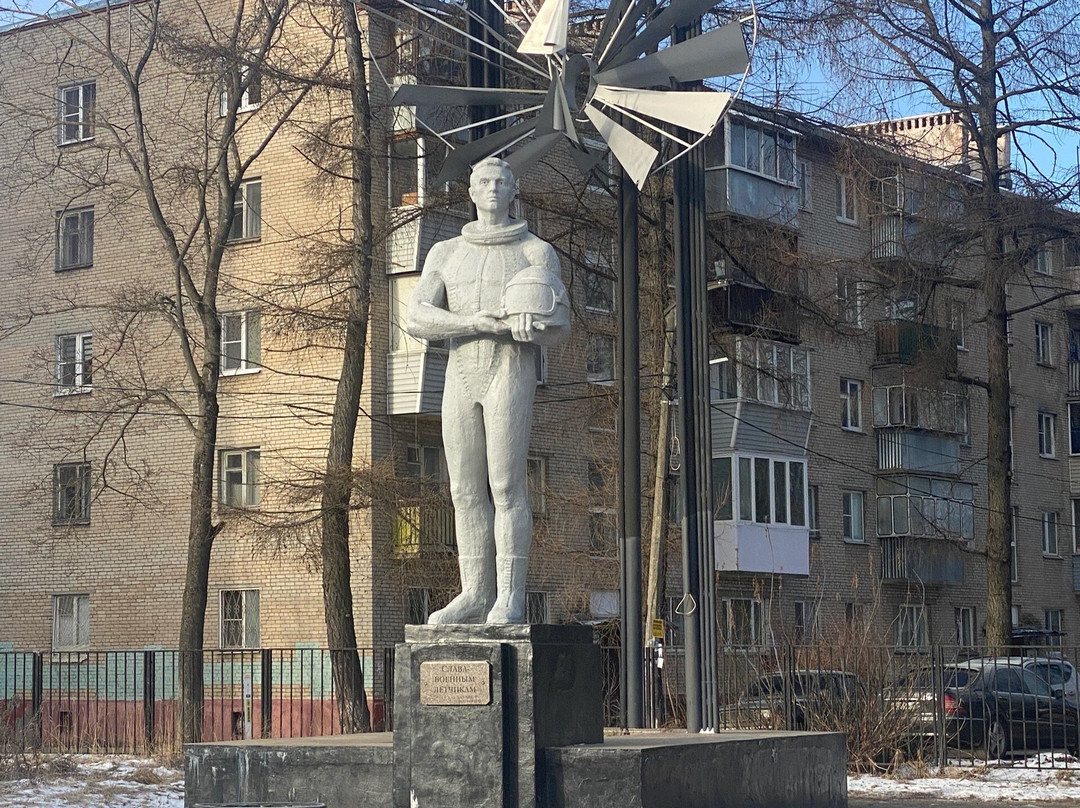 Monument Slava Sovetskim letchikam-Monino必去景点