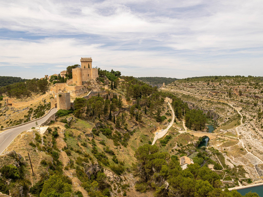 Torre de Armas o del Campo-阿拉尔孔必去景点