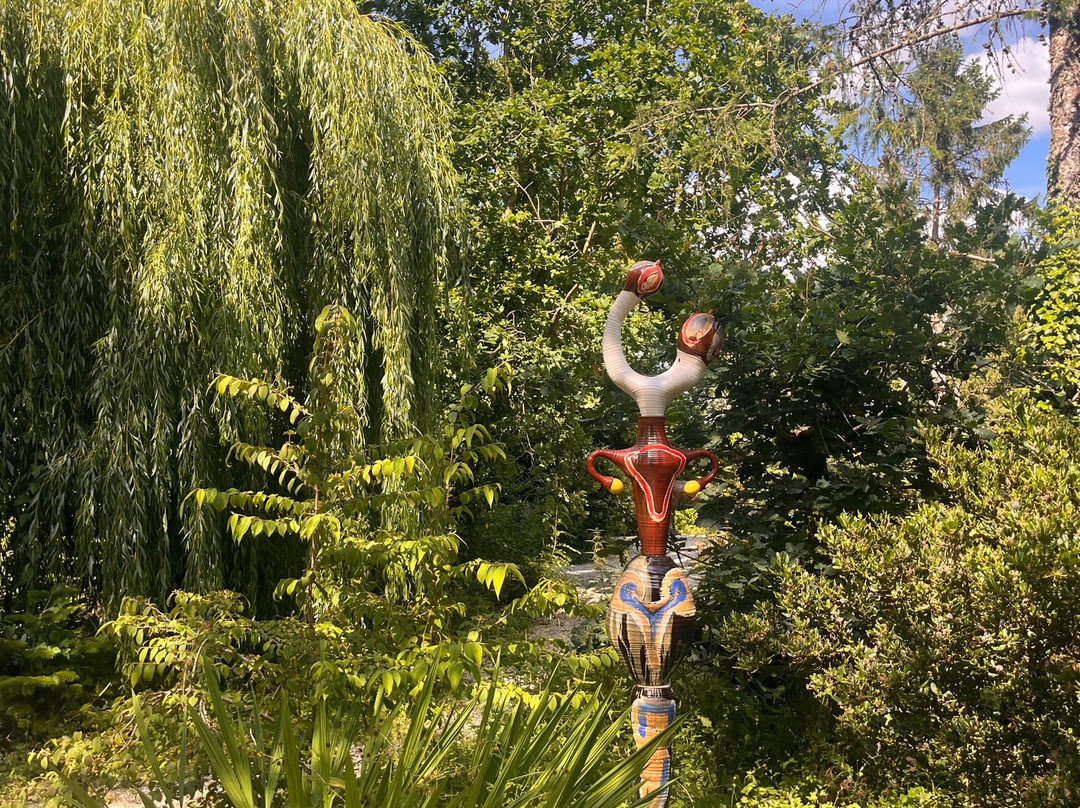 Cotswold Sculpture Park-Somerford Keynes必去景点
