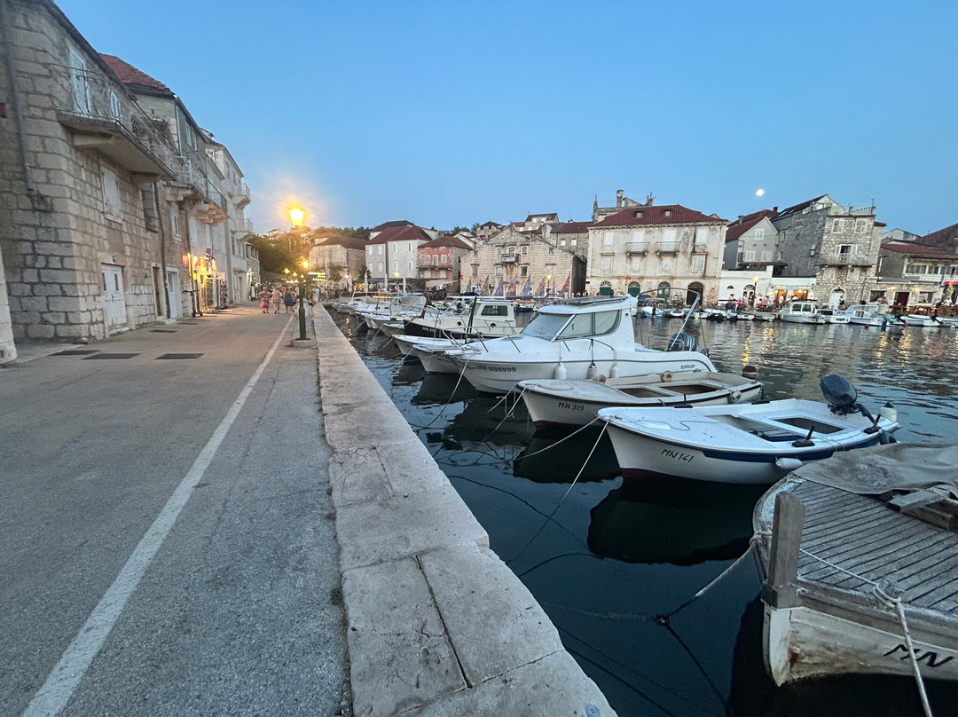 Vinoteka Repor-Milna必去景点