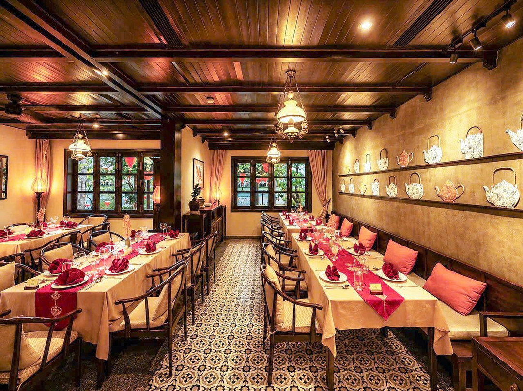 Traders Waterfront Restaurant