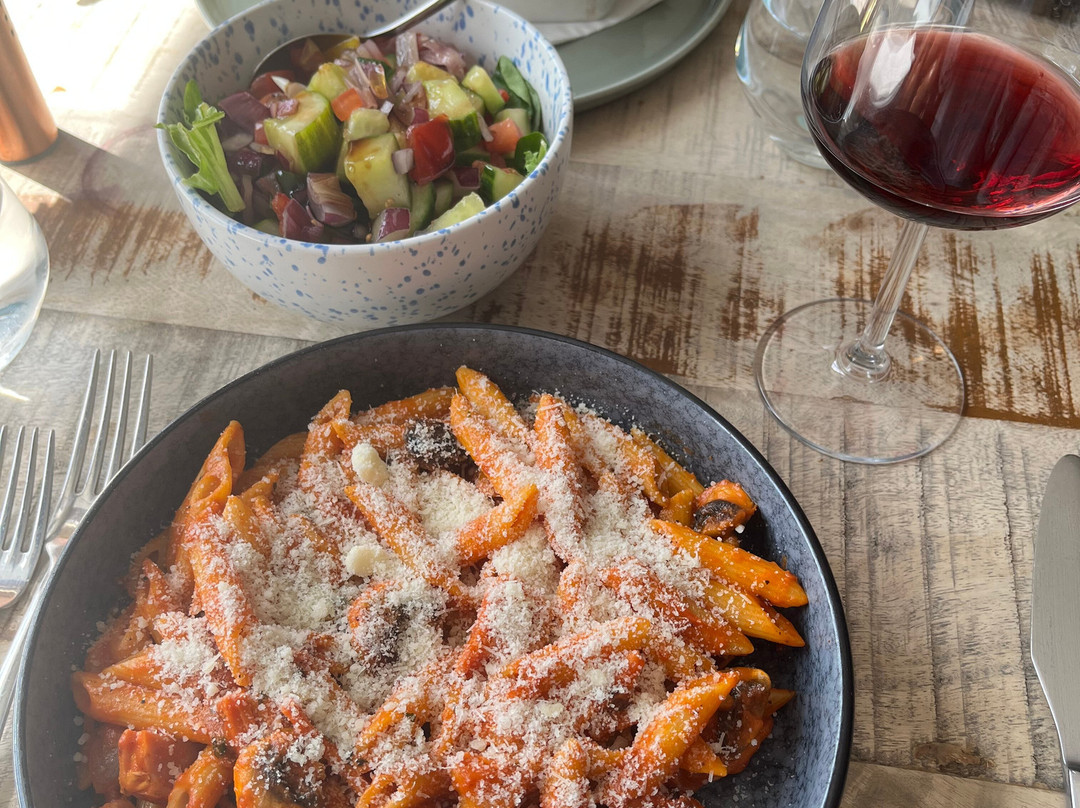 La Familia Italian Restaurant