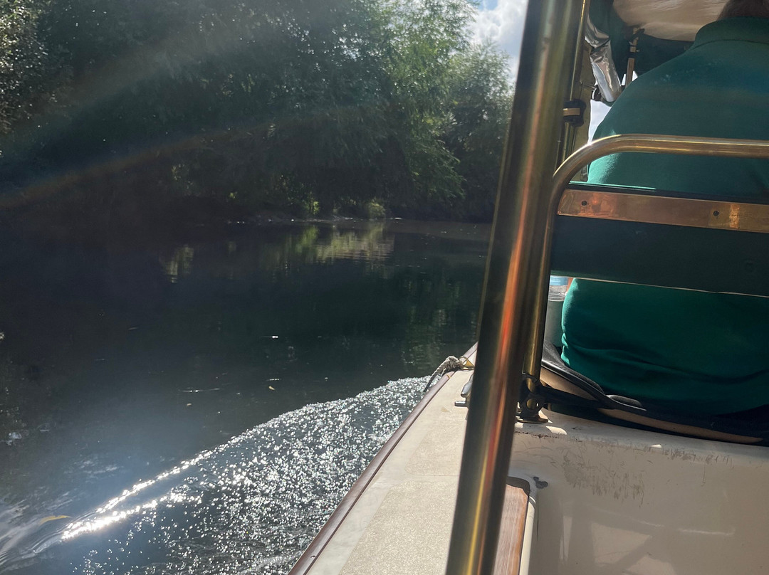 Grove Ferry River Trips-Upstreet必去景点