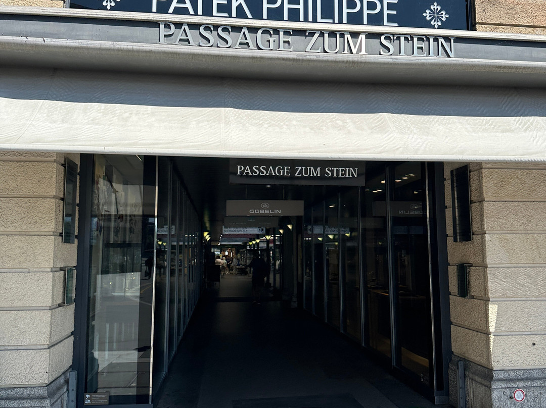 Schwanenplatz-卢塞恩必去景点