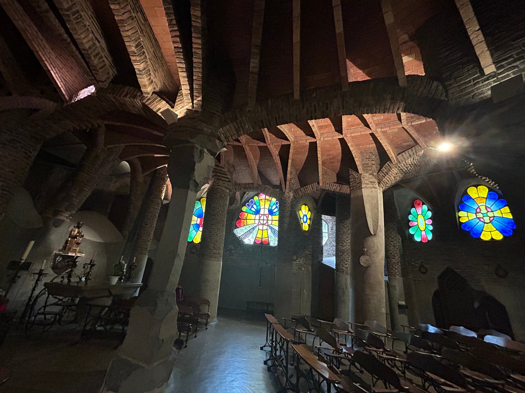 Colonia Güell-圣科洛马德塞尔韦略必去景点