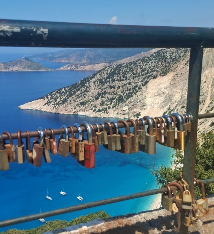 Kefalonia Excursions-阿尔戈斯托利翁必去景点